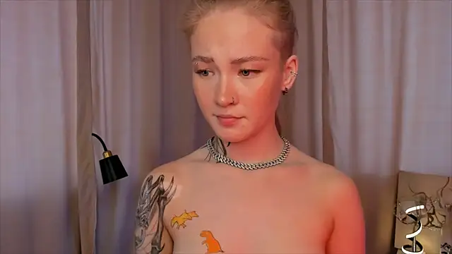 Živý XXX chat MaireLanda