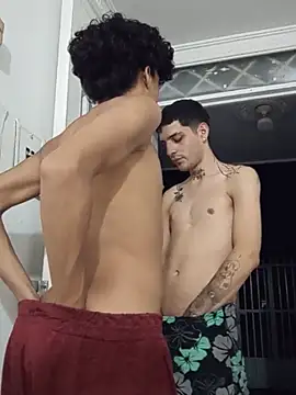 Chat +18 de boy_max_latin ao vivo