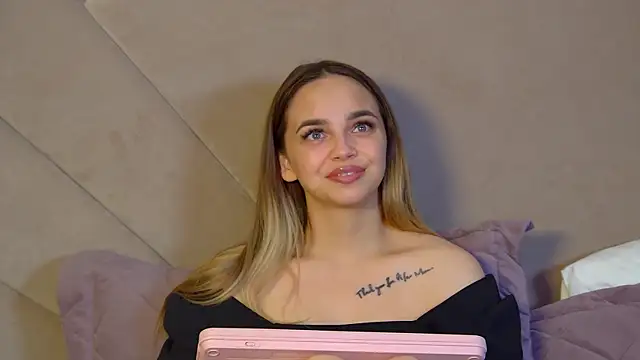 Chat +18 de AnitaVenture ao vivo