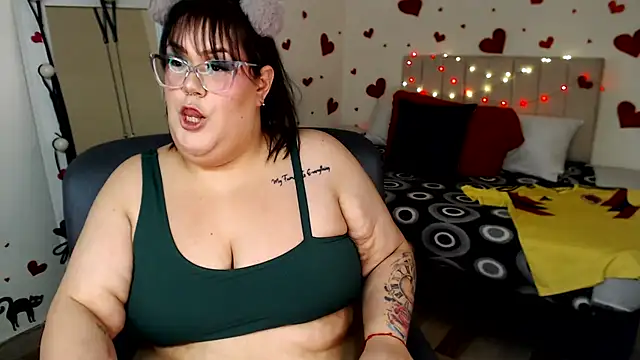 Chatroom XXX en direct de GiannaMorrys