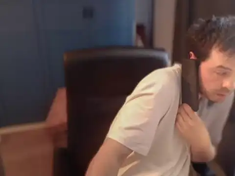BraveCouple Live XXX Chat