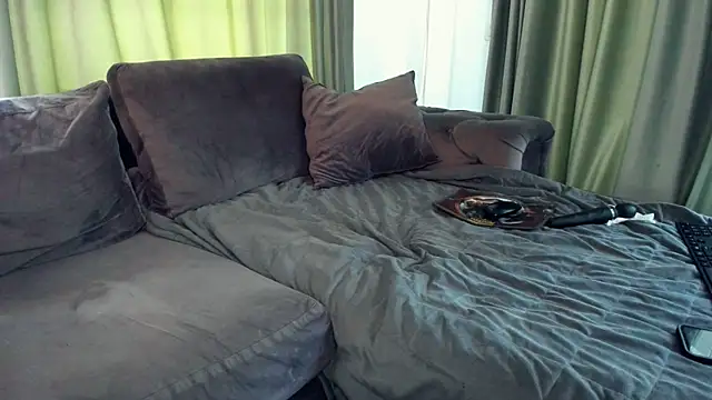 LaraStone69 élő XXX-chatje