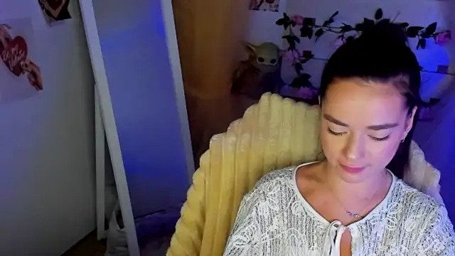 Bella_XO's Live XXX Chat