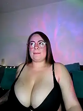 Chat +18 de soofy__ ao vivo