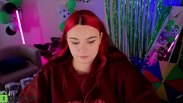 Mia_R0ss Chat XXX in diretta