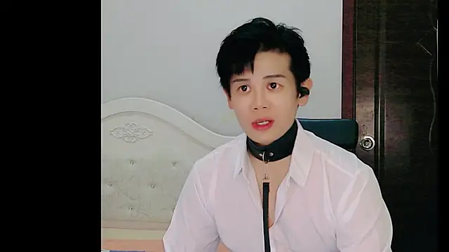 Melvinchina-88 live XXX chat