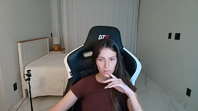Živý XXX chat upssnowy