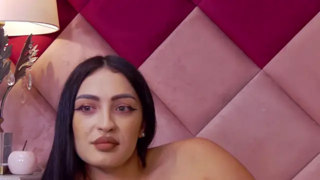 VictoriaLanes Adlı Modelin Canlı XXX Sohbeti
