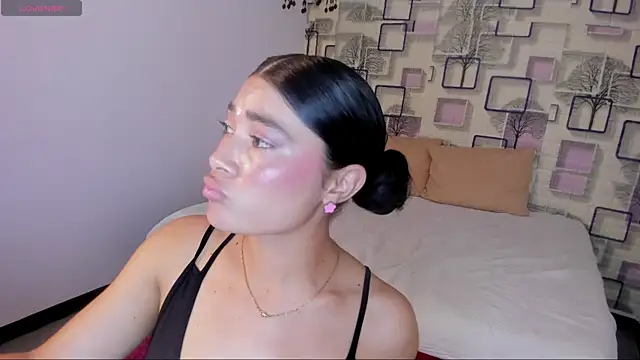 Chat XXX en directo de emilly_duque