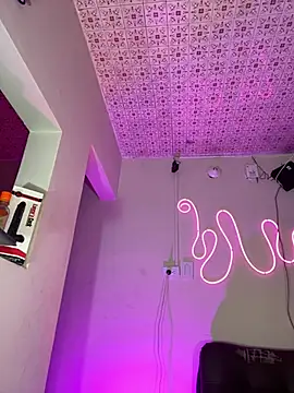 Czat XXX na żywo – violeta_E_