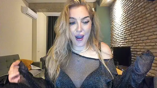fifteenpoem's Live XXX Chat