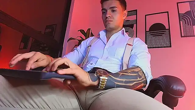 ALPHA_DOMINUS_: онлайн-секс-чат