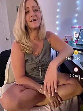 FoxyMillie 라이브 XXX 채팅