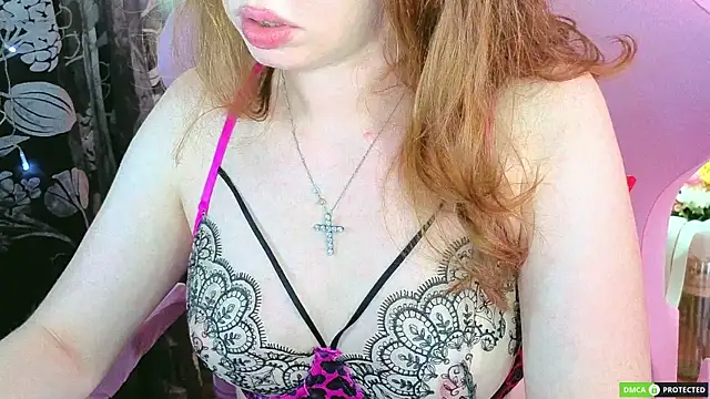 Chatroom XXX en direct de TinaBrook