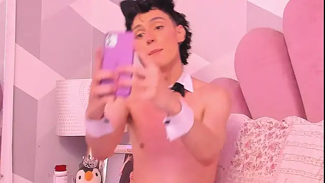 KylieMonnettn Webbikameraesitys