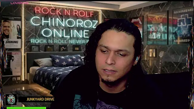 chino_roz Chat XXX in diretta