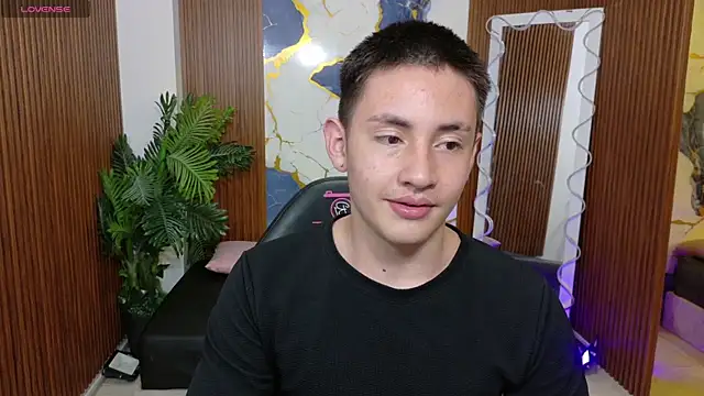 Andres_Tay 现场XXX聊天