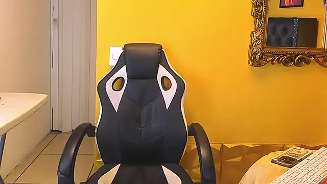 Chat XXX ao vivo de luckk_