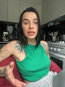 Queen_of_pain Adlı Modelin Canlı XXX Sohbeti