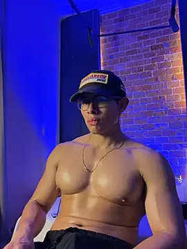 GrayAndrews Live XXX-chat