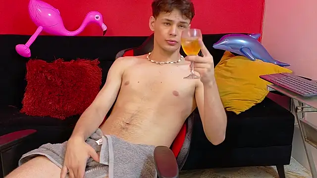 LoganSteel_ élő XXX-chatje