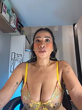 AsianMilfSheryl's Live XXX Chat