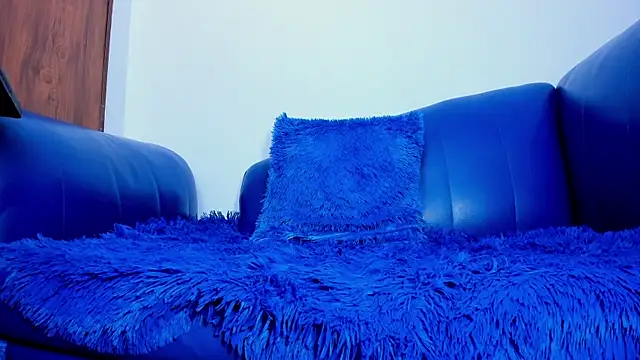 kavencastro লাইভ XXX চ্যাট