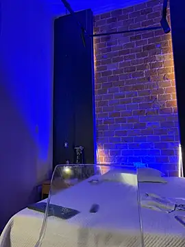 Chatroom XXX en direct de GrayAndrews