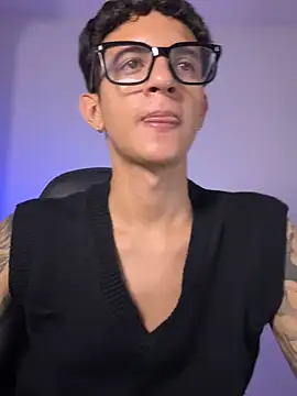 tylerrnova Live XXX Chat