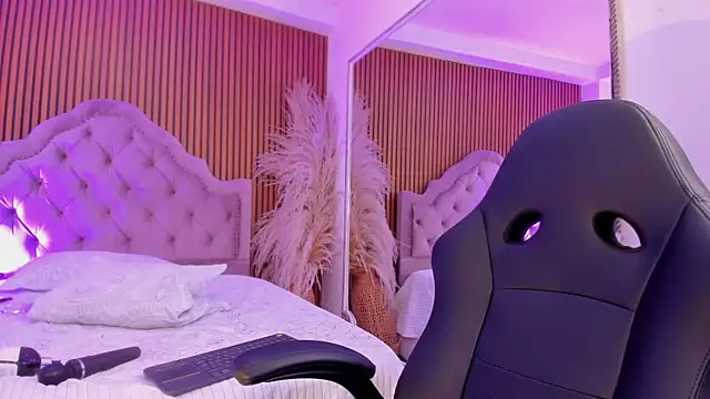 MelodyBliss' Live XXX Chat