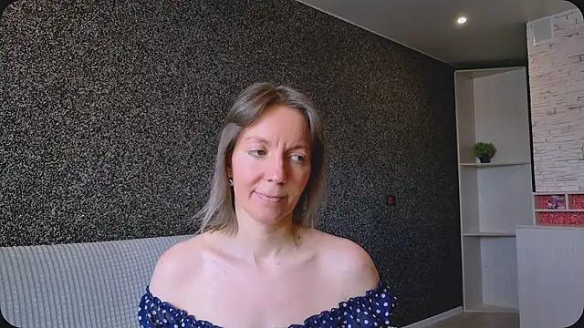 Chat +18 de Amanda_Luxe ao vivo