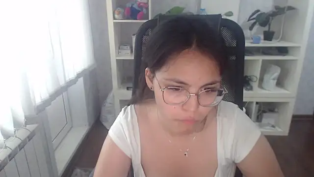 Anda_here Chat XXX live
