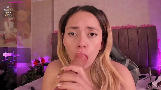 LanaMills_'s Live XXX Chat