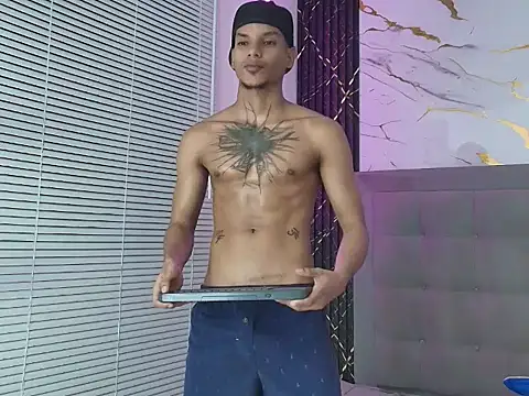 Czat XXX na żywo – kai_storm77