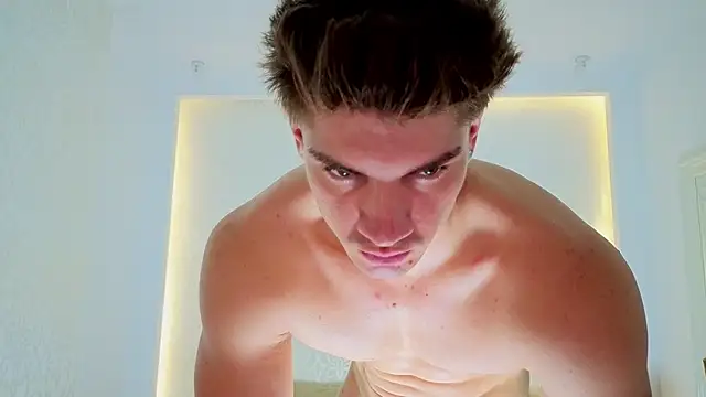 MaxKaiden Live XXX-chat