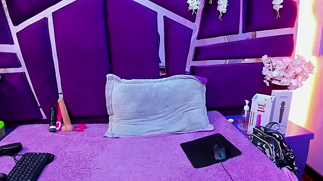 دردشة ValerySweety الجنسية المباشرة