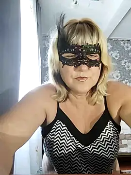 AliceGold5231 élő XXX-chatje