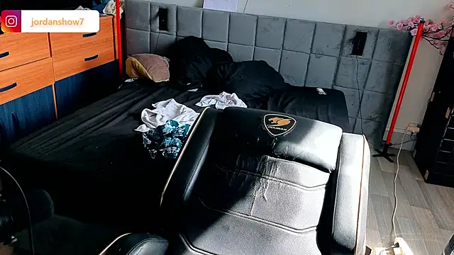 Chat +18 de JordanShow ao vivo