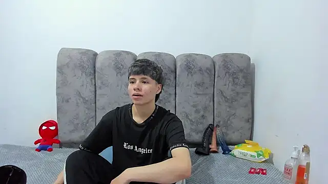 Chatroom XXX en direct de Bruno_Cruzz