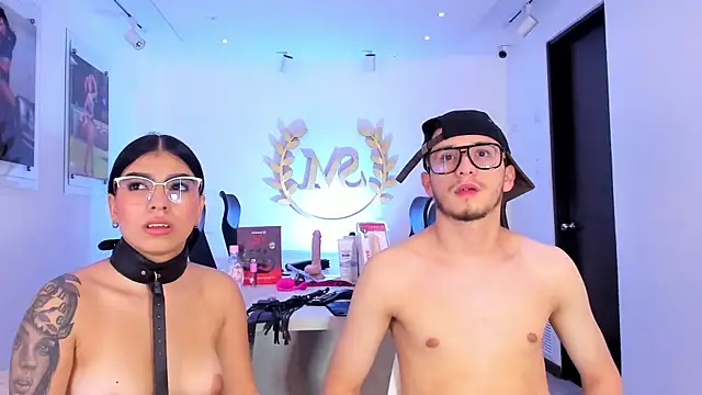 MaiaLopez's Live XXX Chat