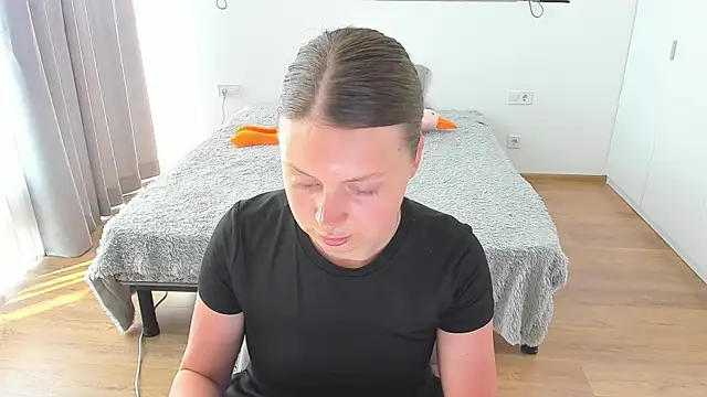 Kitkatvel's Live XXX Chat