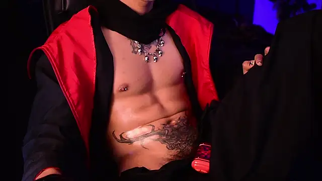 XXX chat uživo modela DemonKush--