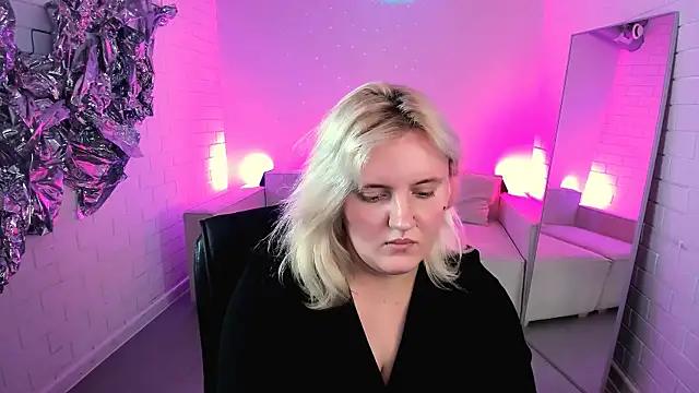 KathyBriggs' Live XXX Chat