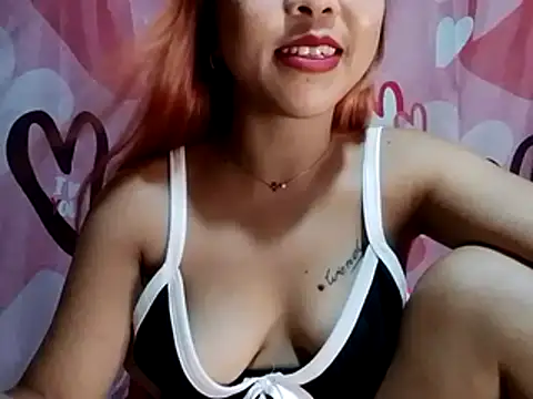 Онлайн чат XXX AsianKelly69