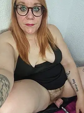 צ'אט XXX בשידור חי של princessekandy666