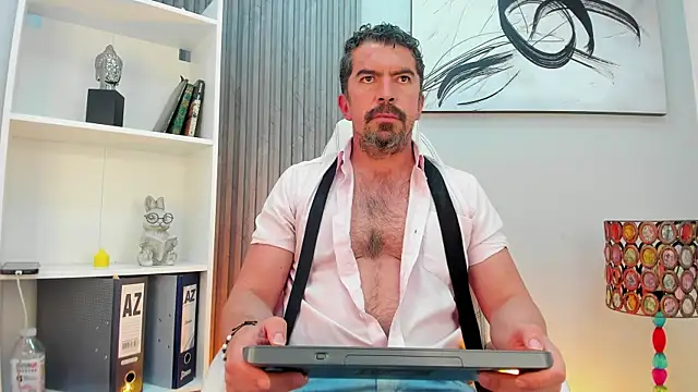 JuanKFit_45's Live XXX Chat