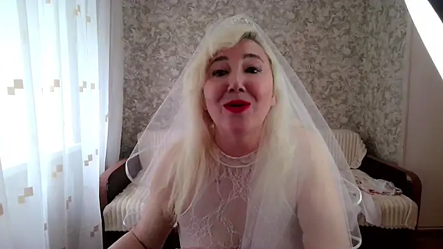 LadyKriss Adlı Modelin Canlı XXX Sohbeti