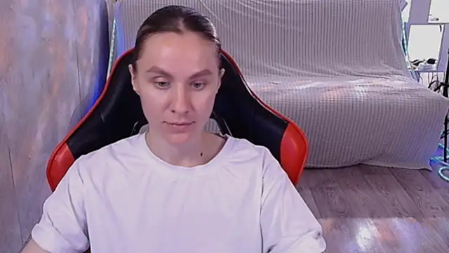 XXX chat uživo modela MiaBun1