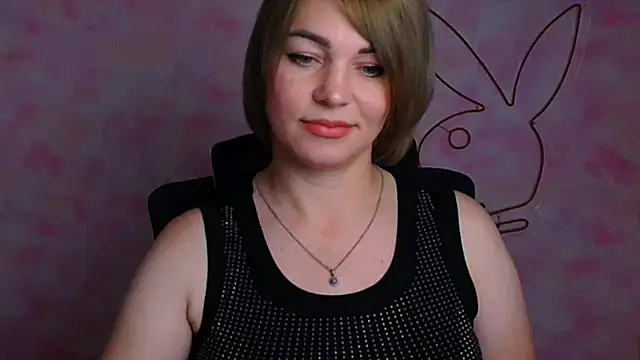 XXX chat uživo modela CuttieEmma