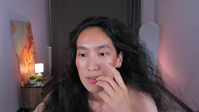FlirtyAura's Live XXX Chat